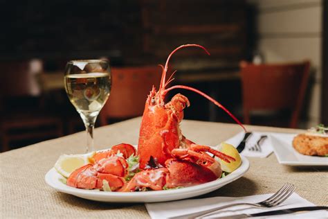 Boiled Lobsters - Lunch Menu - The Quarterdeck - Seafood Restaurant in FALMOUTH, MA