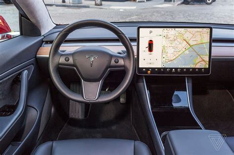 Tesla is adding Atari games to the in-car display with next software update (с изображениями)