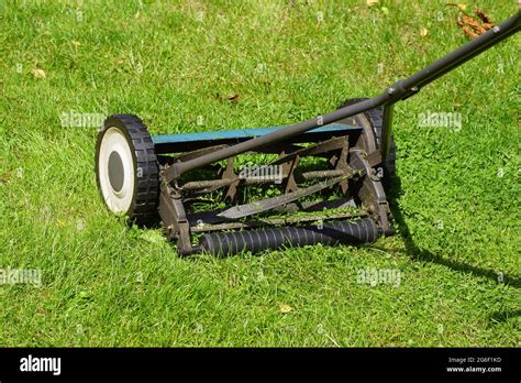 Manual hand grass cutter hi-res stock photography and images - Alamy