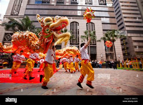 Chinese Dragon Dance to celebrate the Lunar New Year in Central, Hong Kong Stock Photo - Alamy