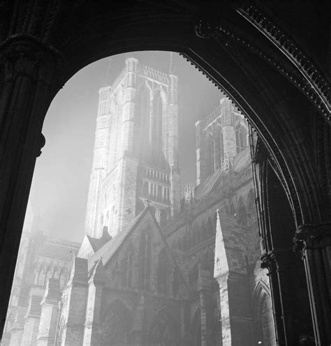 A Guide to English Gothic Architecture – The Historic England Blog