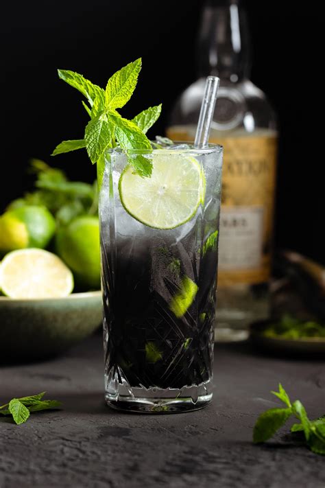 13 Best Black Cocktails to Drink