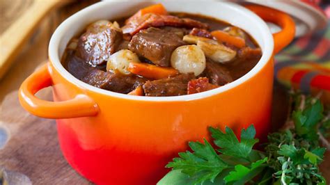 Boeuf bourguignon recipe - Complete France