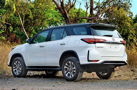 2021 Toyota Fortuner, Legender review, test drive - Autocar India