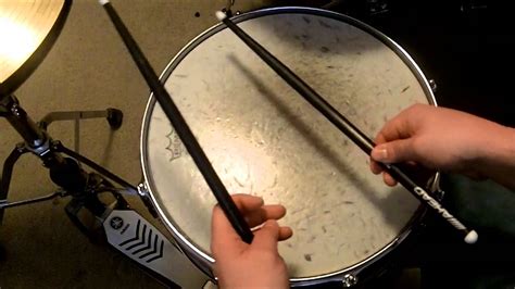 The Easiest Way To Do A Drum Roll On Your Snare Drum - YouTube