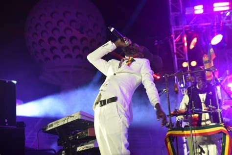 Sizzla Appears More Composed At Welcome To Jamrock Reggae Cruise, A Day ...