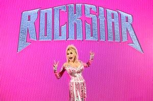 Dolly Parton’s ‘Rockstar’ Tops Country, Rock & Alternative Charts