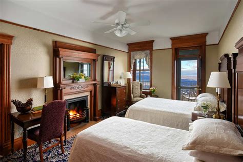 Upstate New York Resort & Spa | Mohonk Mountain House