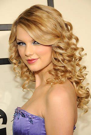 Taylor Swift Postpones Louisville Concert Due to Illness
