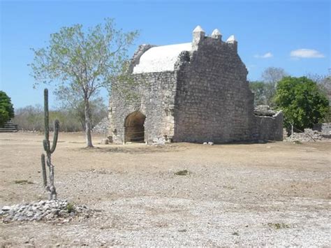 Dzibilchaltun Ruins, Mayan Ruins in Yucatan