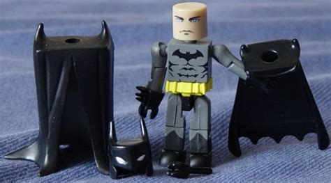 TOYS FOR ALL: C3 Minimates Batmobile