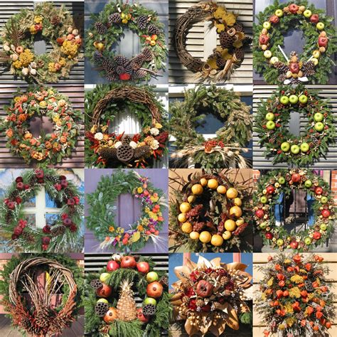 33 Holiday Wreaths Door Decor Ideas - DigsDigs