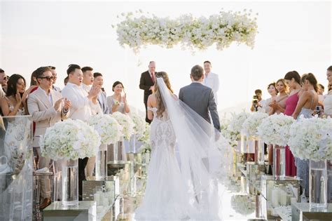 This luxurious Thai wedding was a destination not to miss!