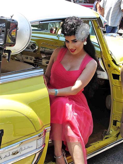 Lowriders and Pin-Ups at L.A. Classic Car Show | California Apparel News