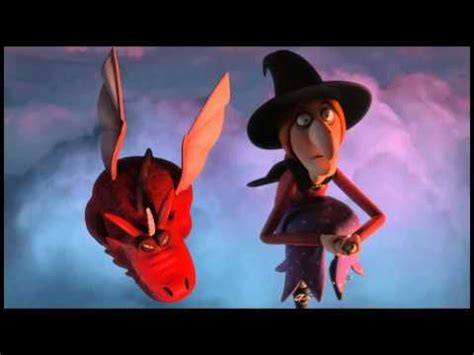 Room On The Broom - Clip Five - Dragon Chase | Room on the broom, Broom, Cool animations