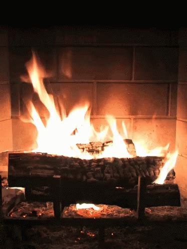 Fireplace GIF - Fireplace Fire आग - Discover & Share GIFs