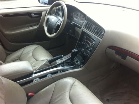 2004 Volvo XC70 - Interior Pictures - CarGurus