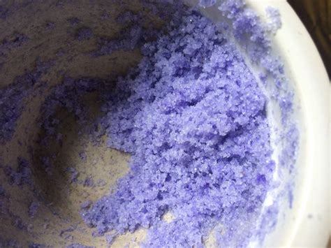 Colored salts. Uses and how to make them. | Pagans & Witches Amino