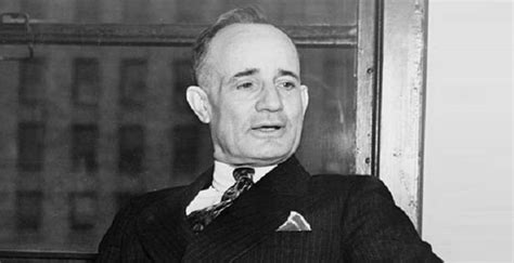 Napoleon Hill Biography - Childhood, Life Achievements & Timeline