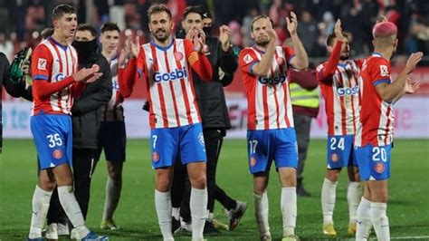 Dovbyk nets hat-trick as Girona thrash Sevilla 5-1 to reclaim top spot ...