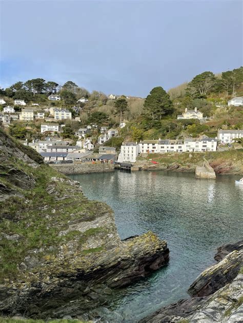 Polperro Beach - Photo "Walking near Polperro in Cornwall Photo ...