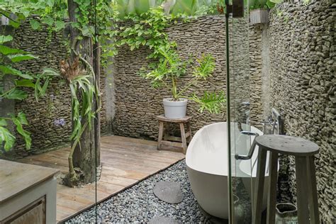 Garden Tub Decorating Ideas - Eight Hour Studio