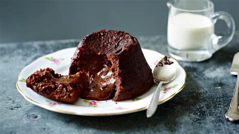 molten lave hot fudge cake - Google Search | Chocolate volcano, Volcano recipe, Baking cocoa