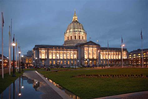 Civic Center, San Francisco: Where to Go, Eat, Drink & Stay