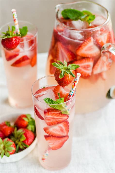 My Kind of Spring Drink Recipe: Strawberry Gin Smash | Kitchn