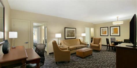 Embassy Suites New Orleans-Convention Center (New Orleans, LA): What to ...