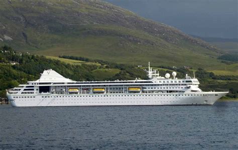 Residential Cruise Ship Frustrates Waiting Guests