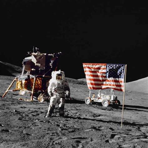 US flag planting unnecessarily omitted from Neil Armstrong biopic “First Man” – Inklings News