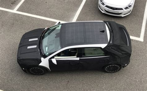 Hyundai Ioniq 5 Spied with Solar Roof - Korean Car Blog