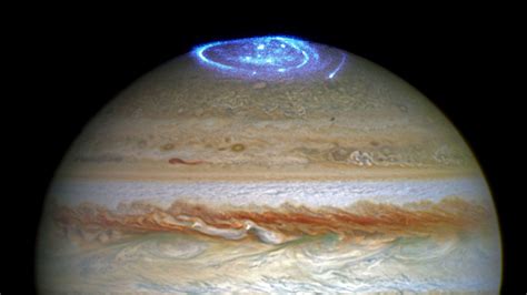 Hubble spots aurora lighting up Jupiter's north pole - ABC13 Houston