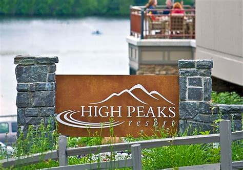 High Peaks Resort