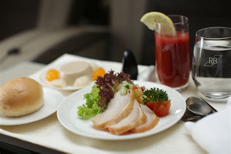 Business Class Dining | Saudi Arabia | Royal Brunei Airlines