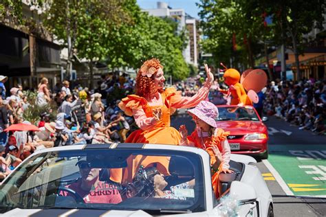 Gallery – Auckland Farmers Santa Parade