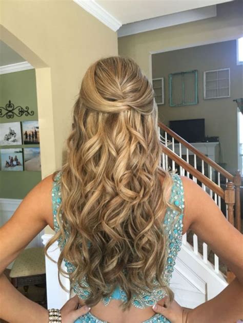 55 Cute Prom Haircuts Ideas For Long Hair - MATCHEDZ | Long hair styles ...