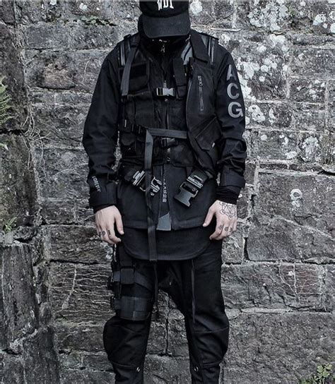 Newbie Question: Am I in the right place? : r/TechWear