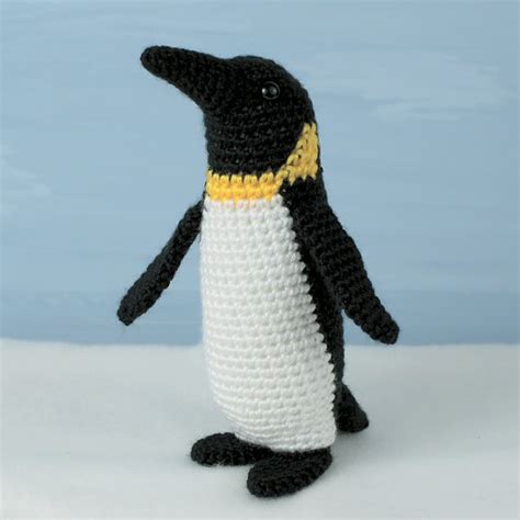 Emperor Penguin amigurumi crochet pattern : PlanetJune Shop, cute and realistic crochet patterns ...