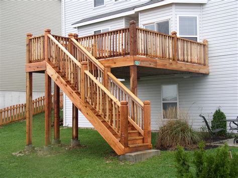 Exterior Deck Stairs / Planning and Building Wood Deck Stairs with Landing | Build wood deck ...