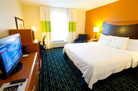 Fairfield Inn & Suites by Marriott