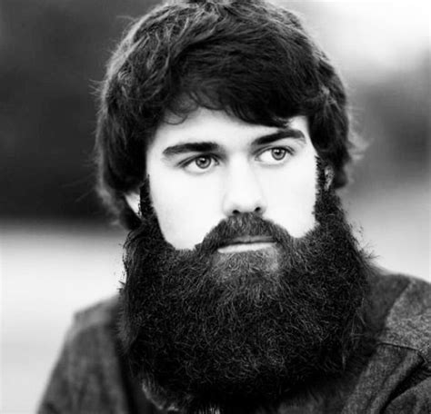 John Luke Robertson with a beard lololol wait till Emily sees this ...