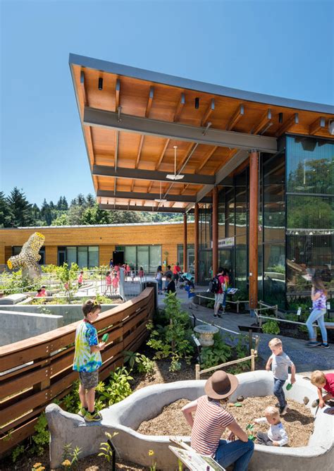 Oregon Zoo Education Center / Opsis Architecture | ArchDaily