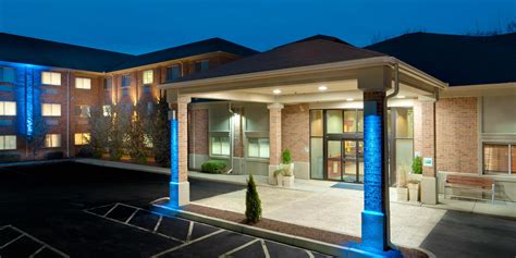 Hotel in Smithfield, RI | Holiday Inn Express & Suites Smithfield - Providence