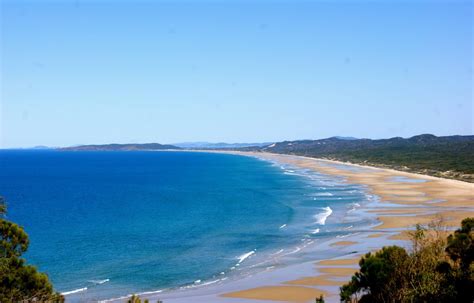 Yeppoon Main Beach in Yeppoon, QLD Rockhampton, Coast Australia, Nature Travel, Queensland, East ...