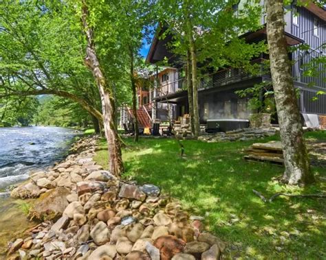 Nantahala-River front Cabin | Martin Retreats- Book Direct!