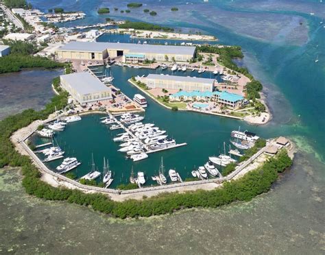 Stock Island Yacht Club - Florida Keys Marina - Snag-A-Slip