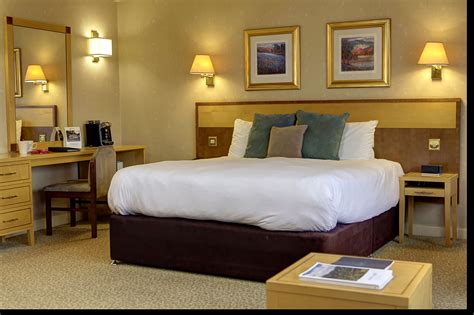 Best Western Heath Court Hotel | Hotels in Newmarket, Suffolk