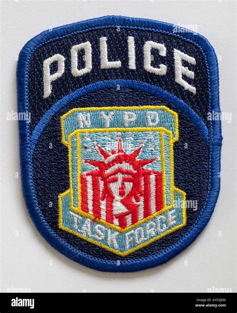 Police badge new york hi-res stock photography and images - Alamy